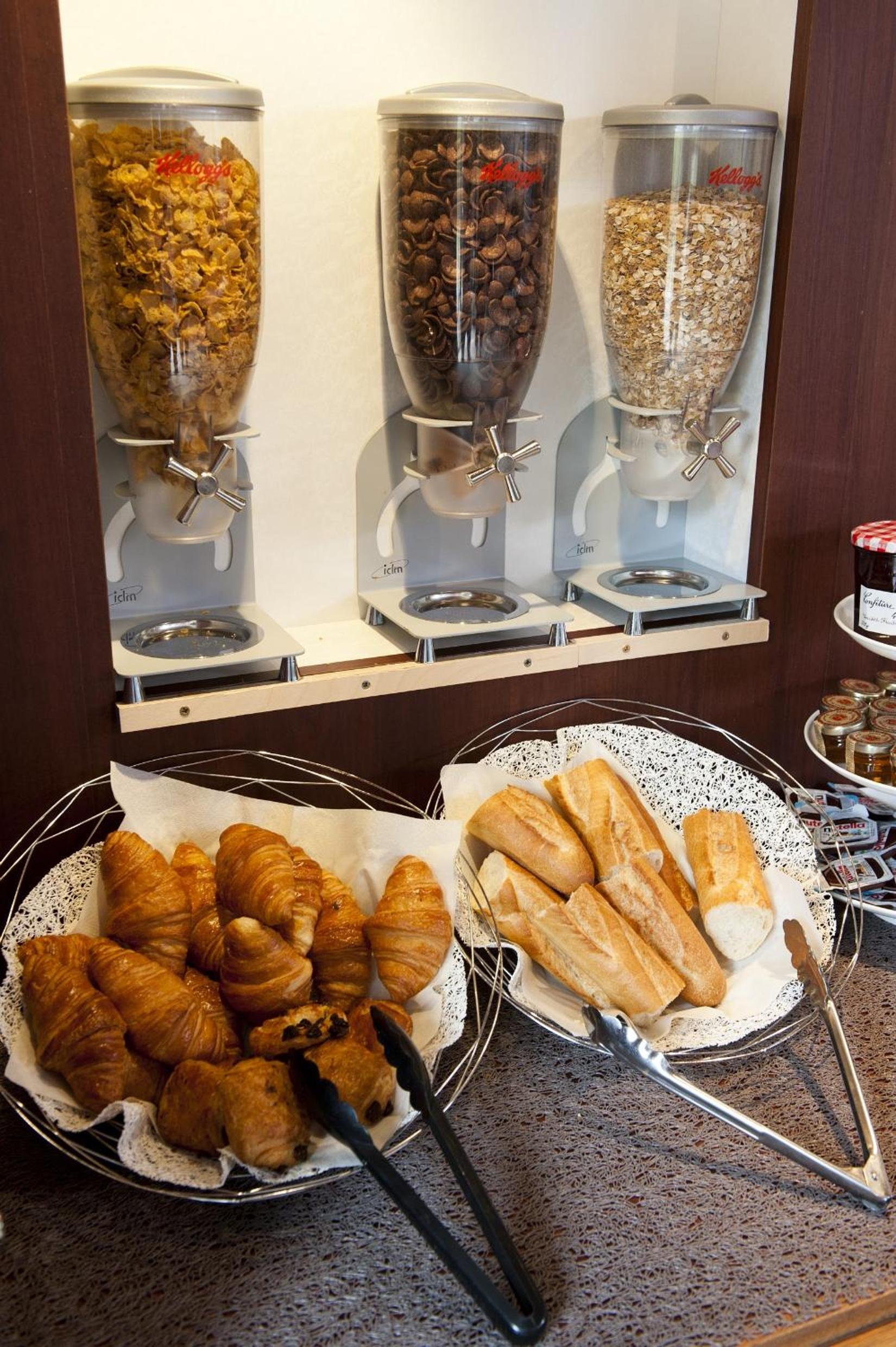 Фото Aparthotel Adagio Paris Buttes-Chaumont