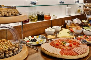 Гостиница Sky Garny Hotel Belgrade