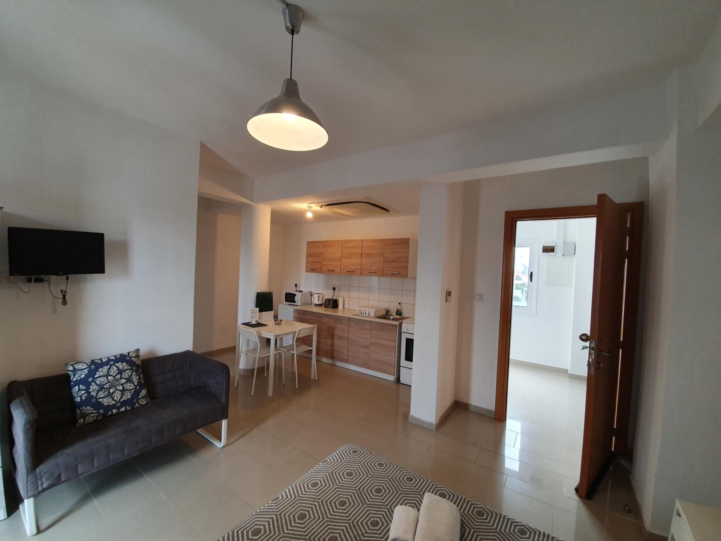 Фото Valentinos Apartments