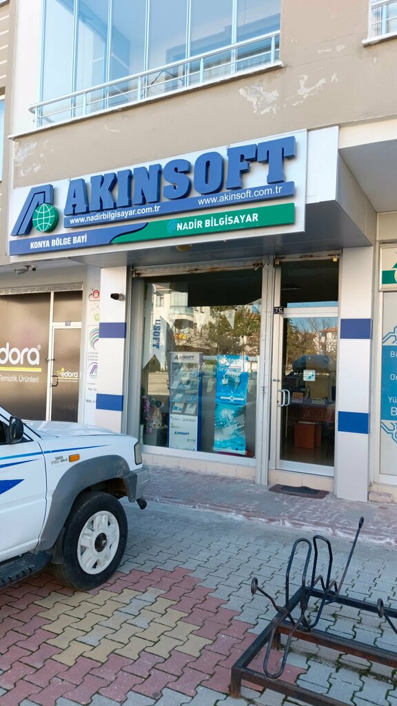 Electronic devices and components Akinsoft Nadir Computer, Konya, photo