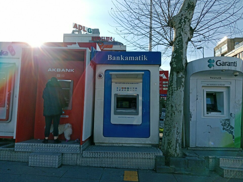 ATM Turkey Is Bank ATM, Istanbul, photo
