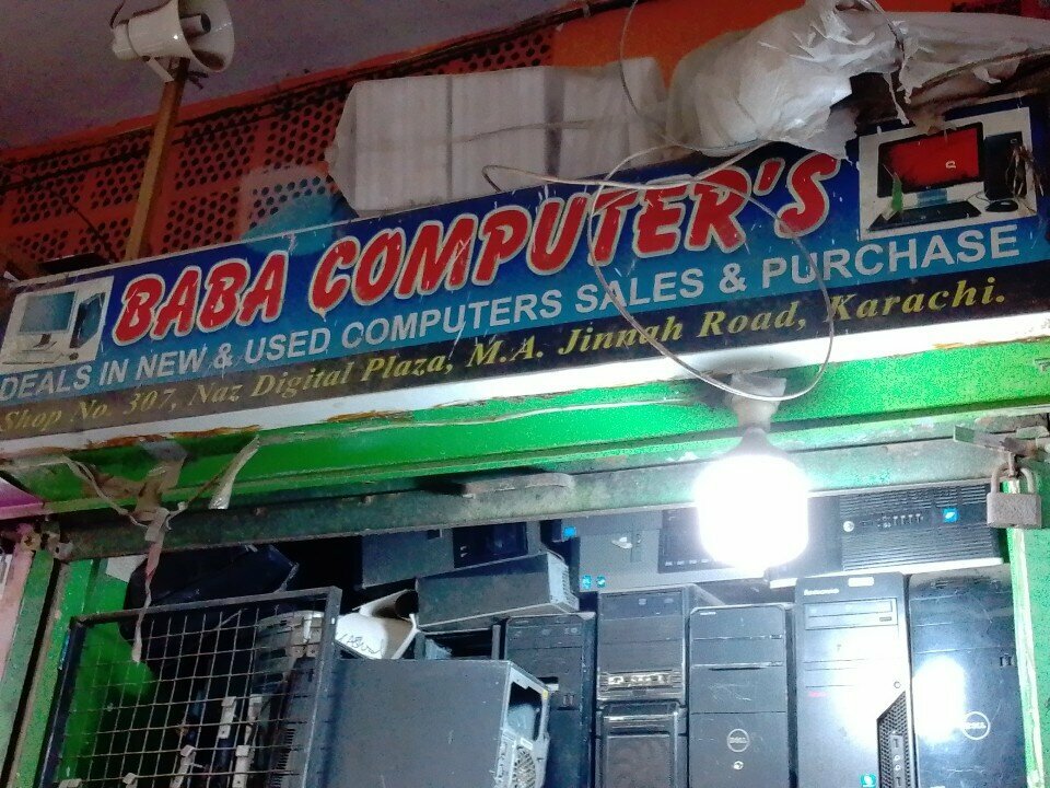 Computer store Baba, Karachi, photo