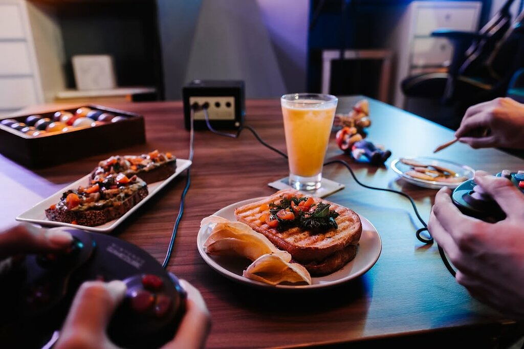 Bar, pub Geek Club, Lima, photo