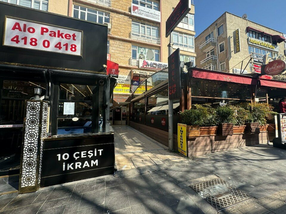 Coffee shop Us'ta Kütüphane Kitap & Kahve, Ankara, photo