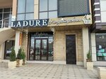 Ladure (Ali-Gadzhi Akushinskogo Avenue, 199) ، الحلويات