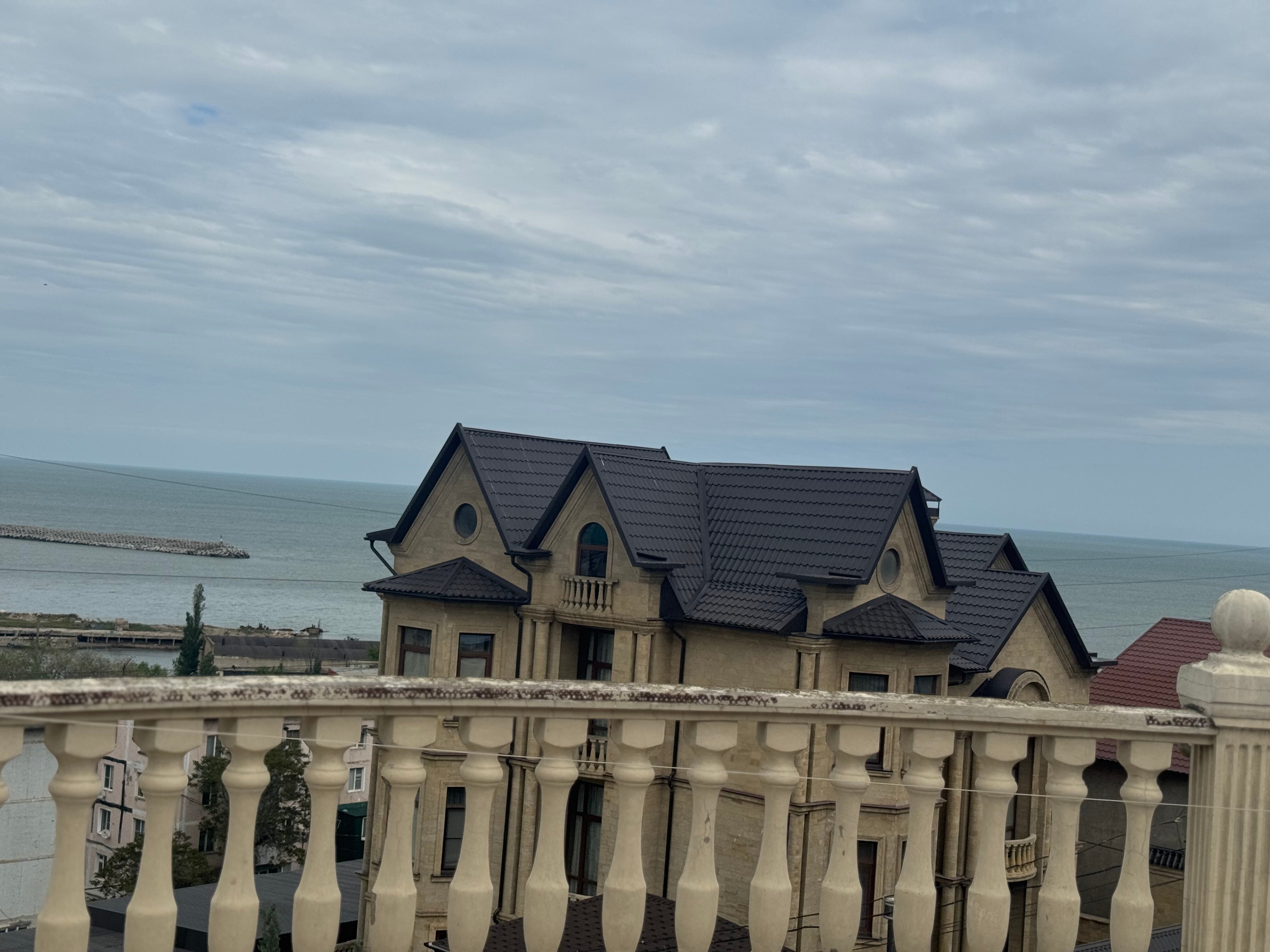 Фото Caspian House