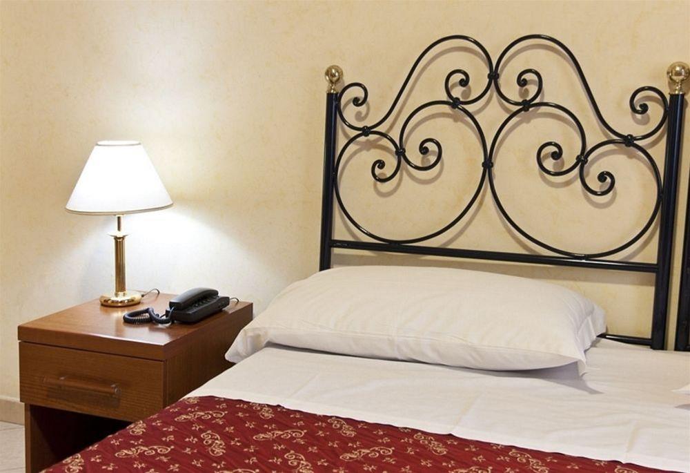 Фото Hotel Stromboli