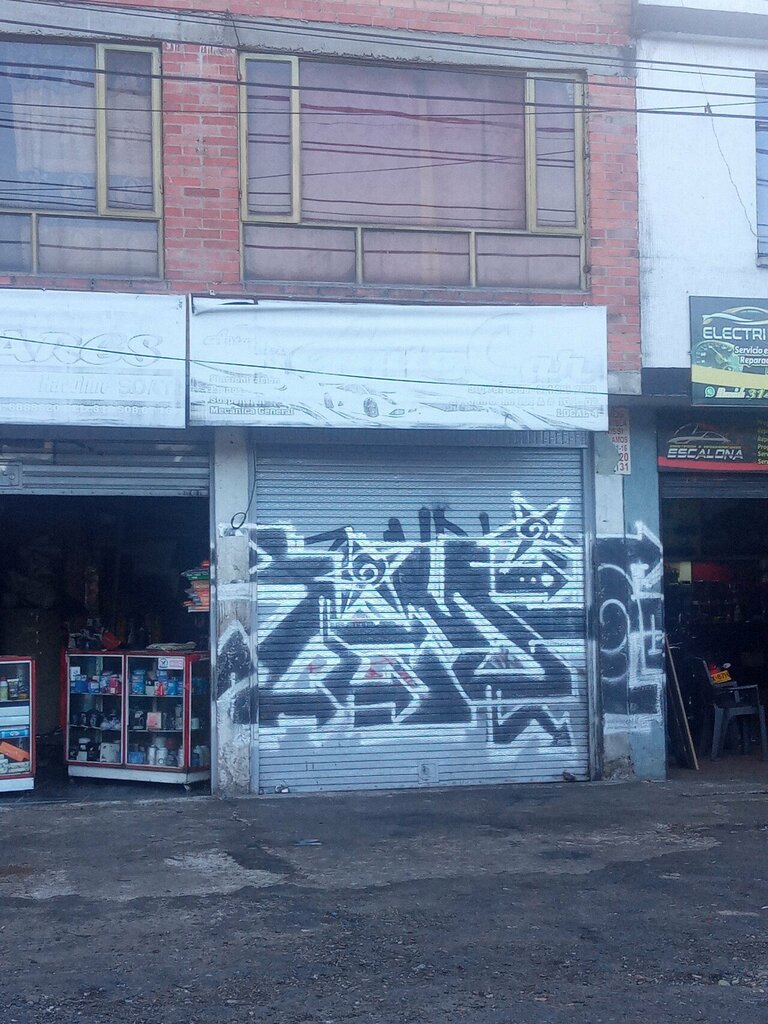 Tire service Auto car, Bogota, photo