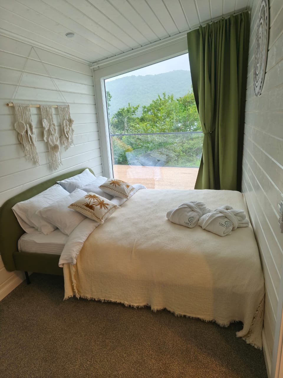 Фото Abrau Lake House