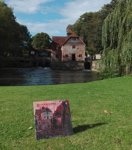 Landmark, attraction Mapledurham Watermill, Oxfordshire County, photo