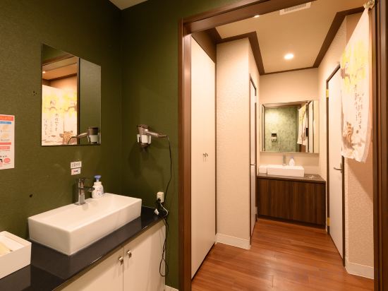 Фото Tabist Capsule Inn Kasakake