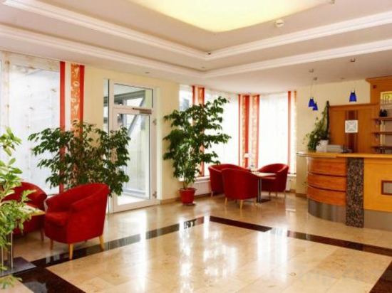 Фото отеля 2