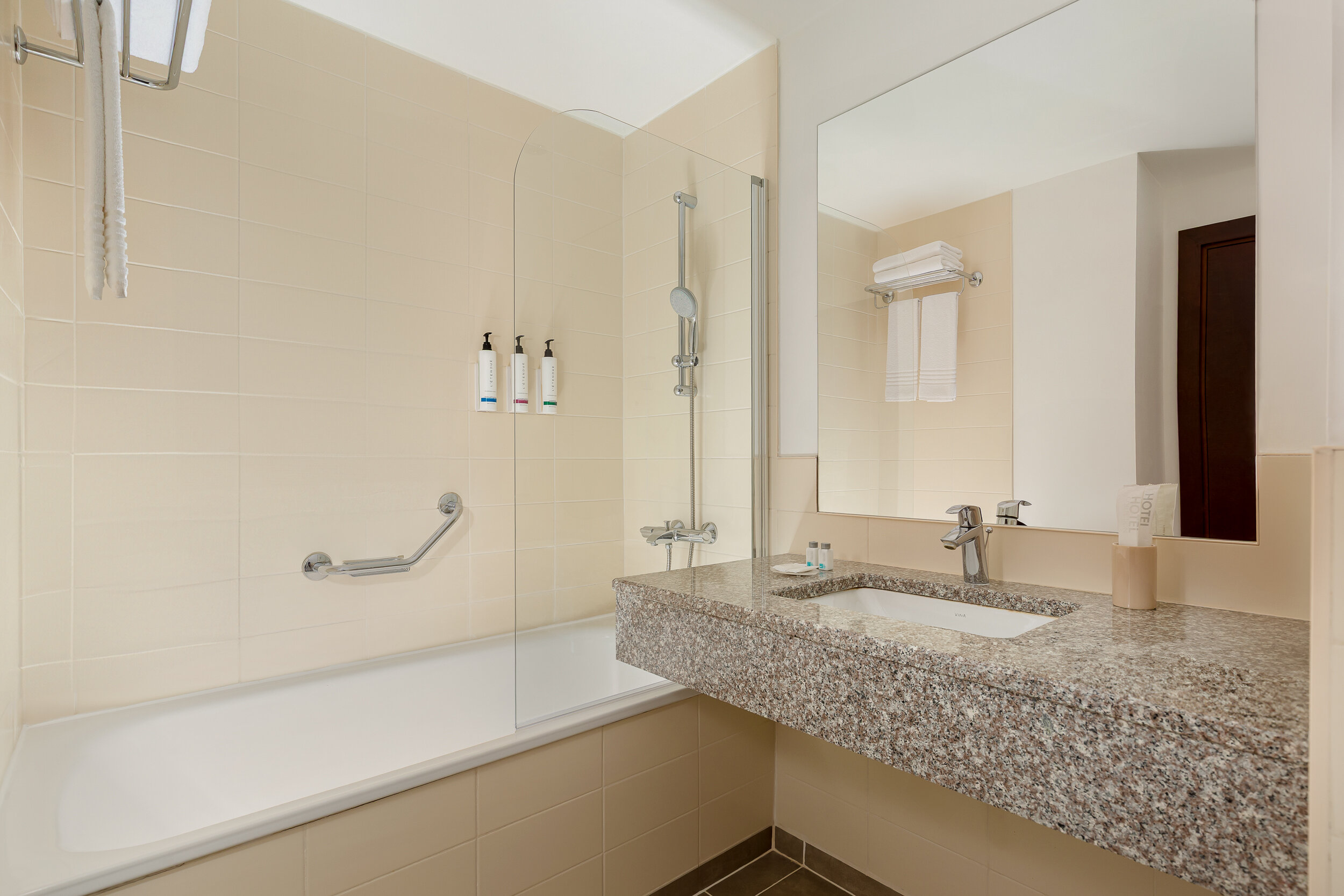 Фото Cort Inn Nizhny Novgorod City Center