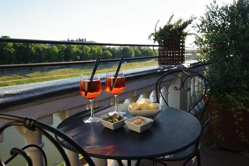 Фото Hotel Lungarno Vespucci 50