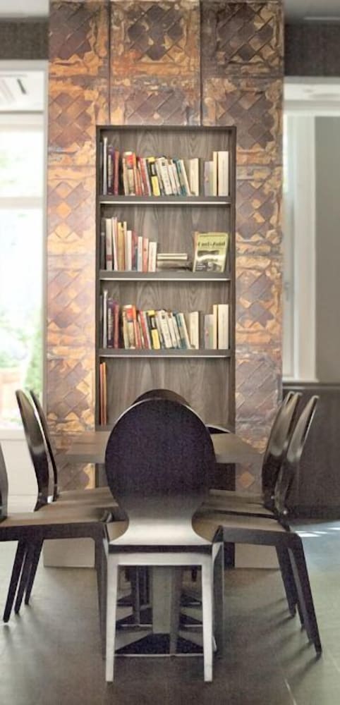 Фото Apple Inn Hotel