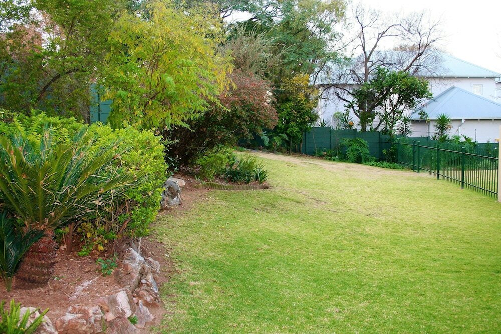 Фото Moonflower Cottages