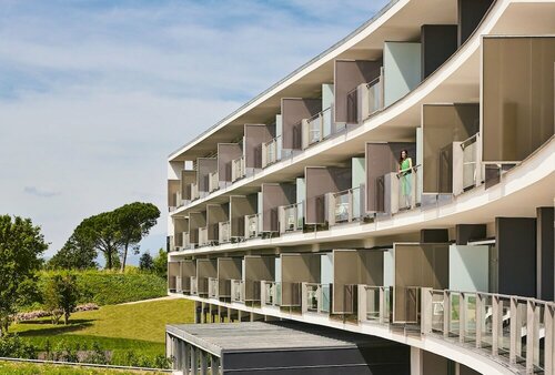 Внешний вид отеля Hotel Camiral at Leading Hotels of the World в Кальдес-де-Малавелье, фото 4