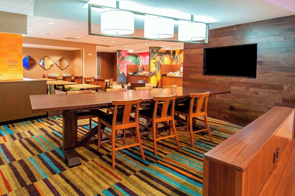 Фото Fairfield Inn & Suites San Antonio Brooks City Base