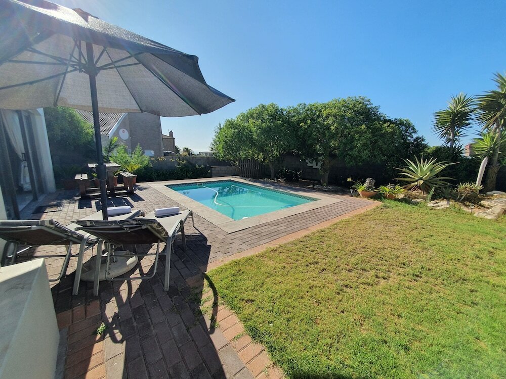 Фото Alabaster Box B&b