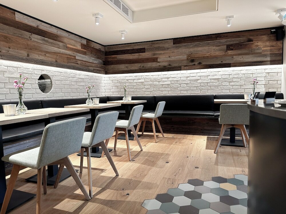 Фото Hotel Berliner Hof