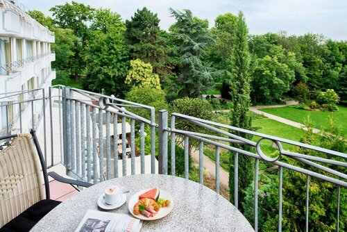 Внешний вид отеля Achat Hotel Bad Dürkheim в Бад-Дюркхайме, фото 5