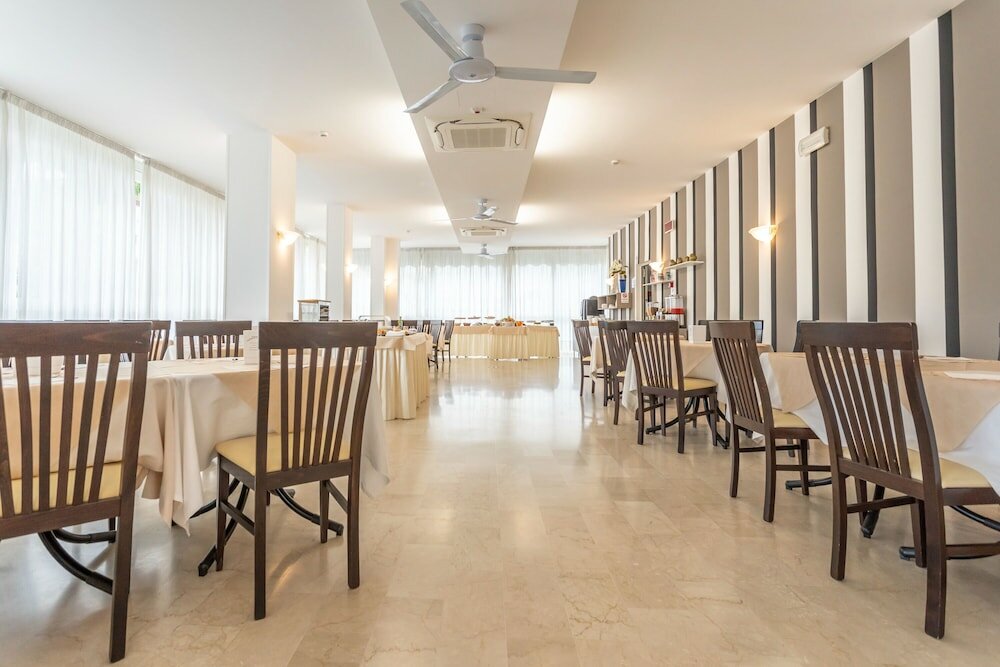 Фото Hotel Cormoran