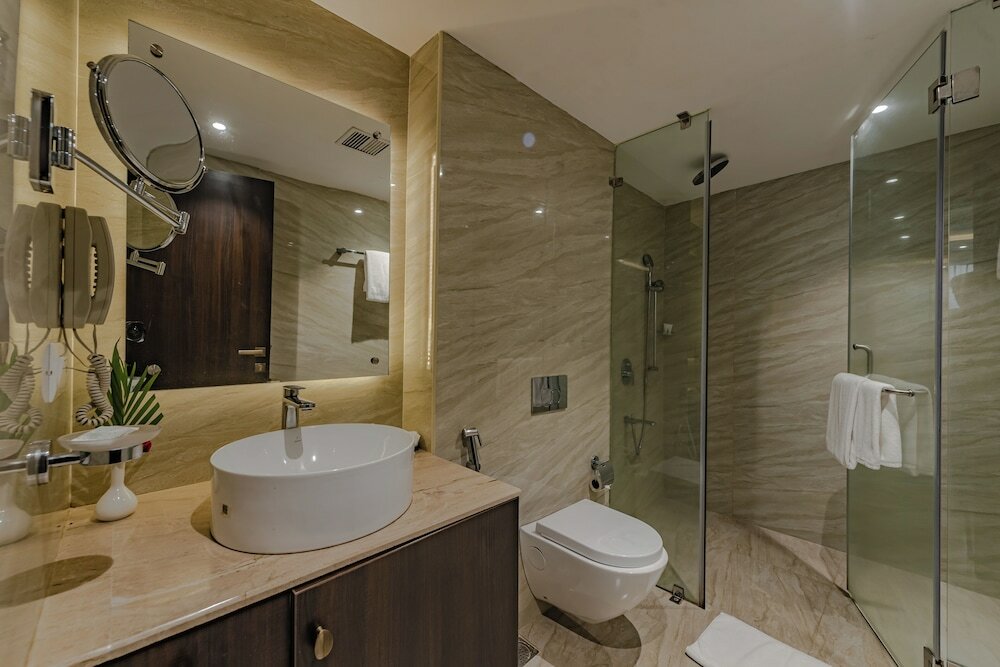 Фото Goldfinch Hotel Mangalore