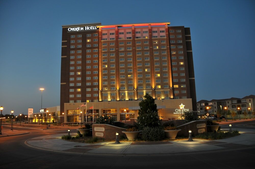 Фото Overton Hotel and Conference Center