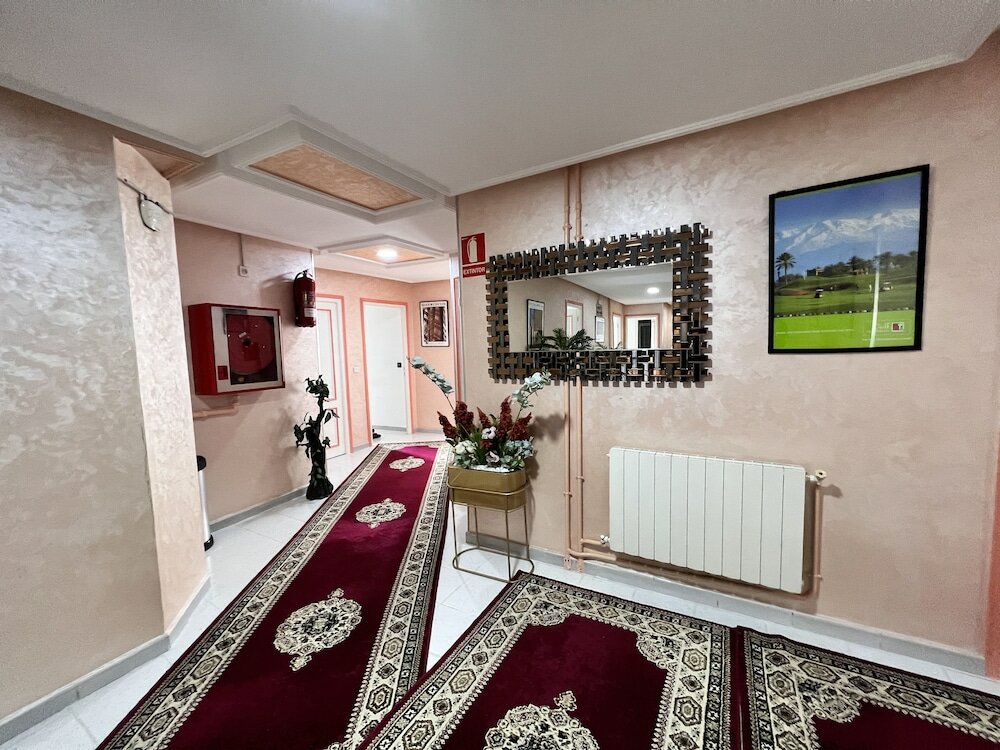 Фото Hotel Annakhil