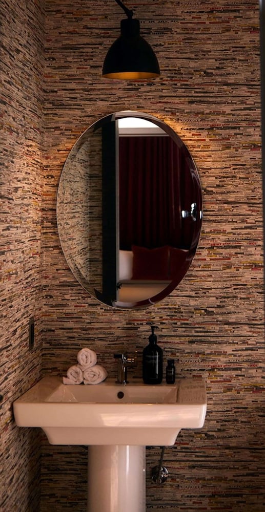 Фото Bobby Hotel