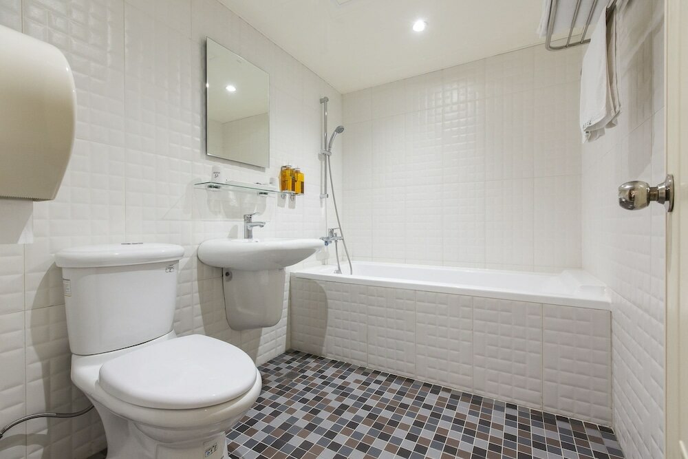 Фото The Young Hotel