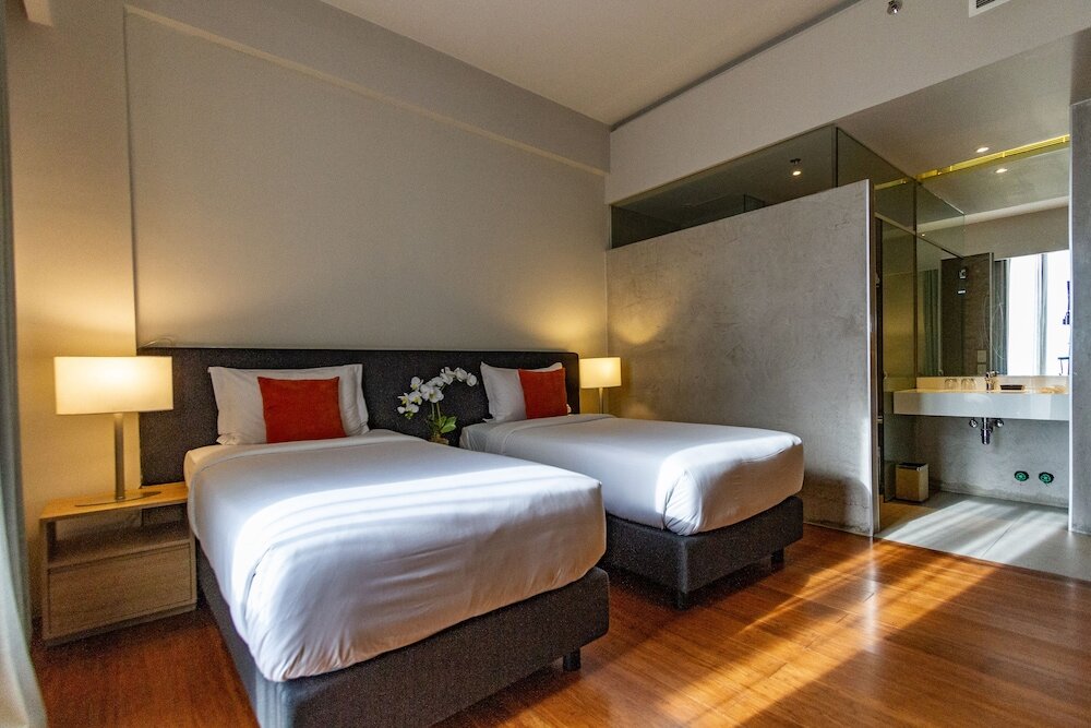 Фото Privato Quezon City