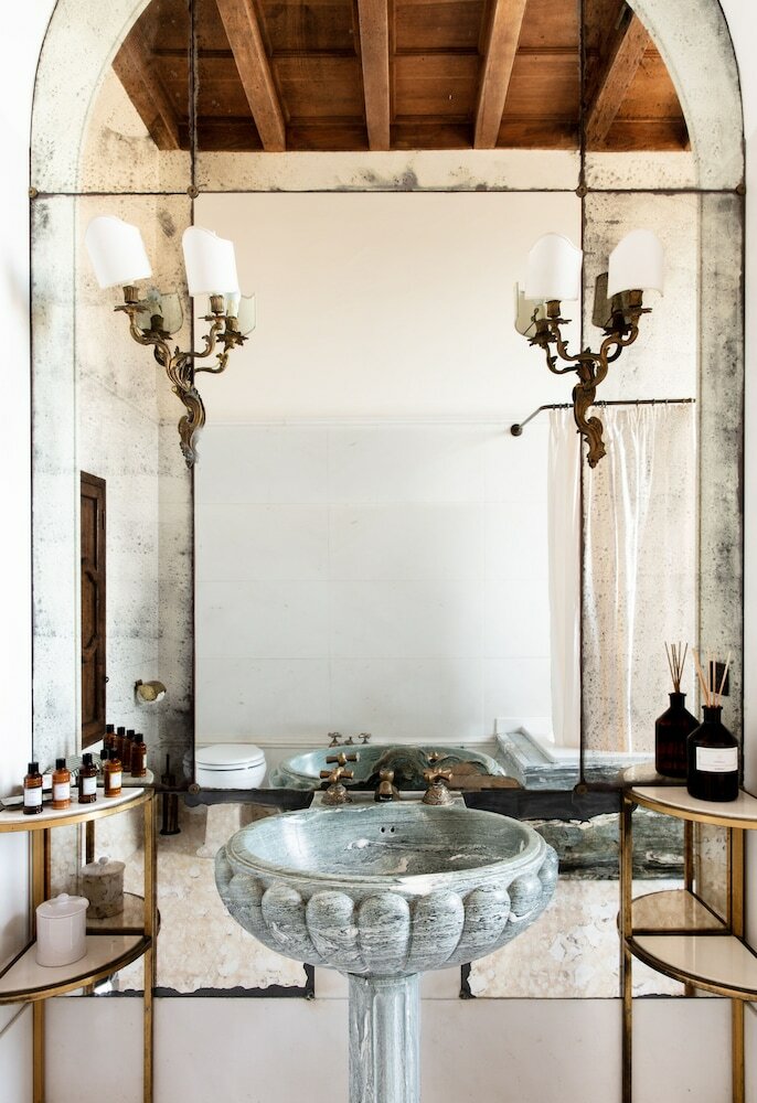 Фото La Posta Vecchia Hotel