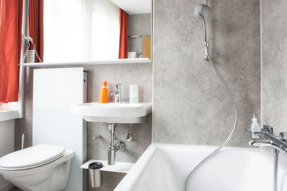 Фото Hotel Waldhorn