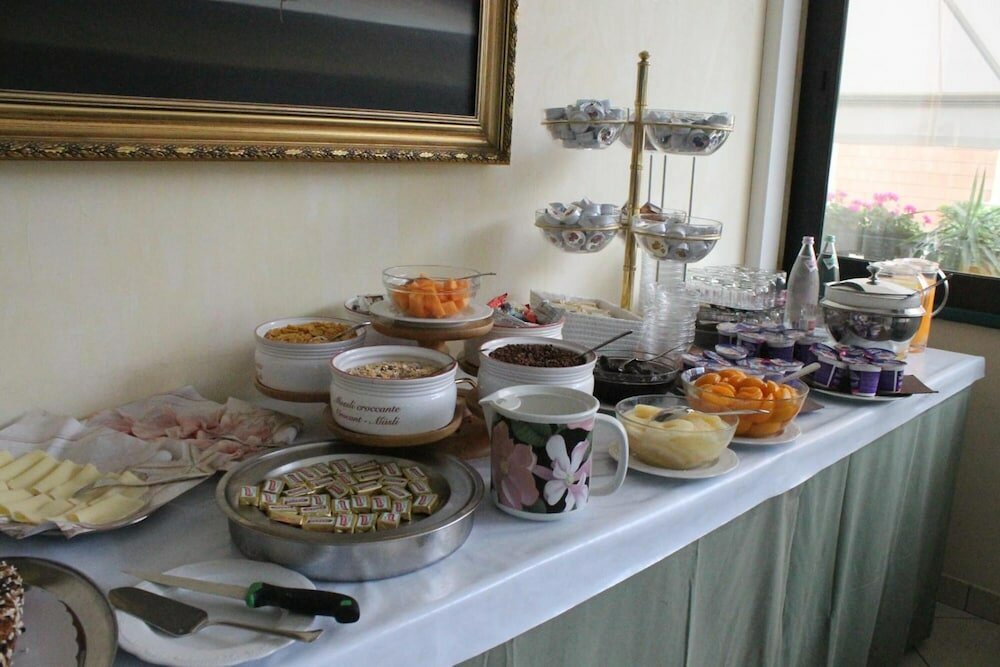 Фото Hotel Plaza