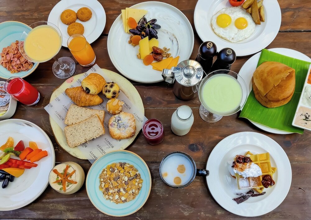 Фото Renaissance Bengaluru Race Course Hotel