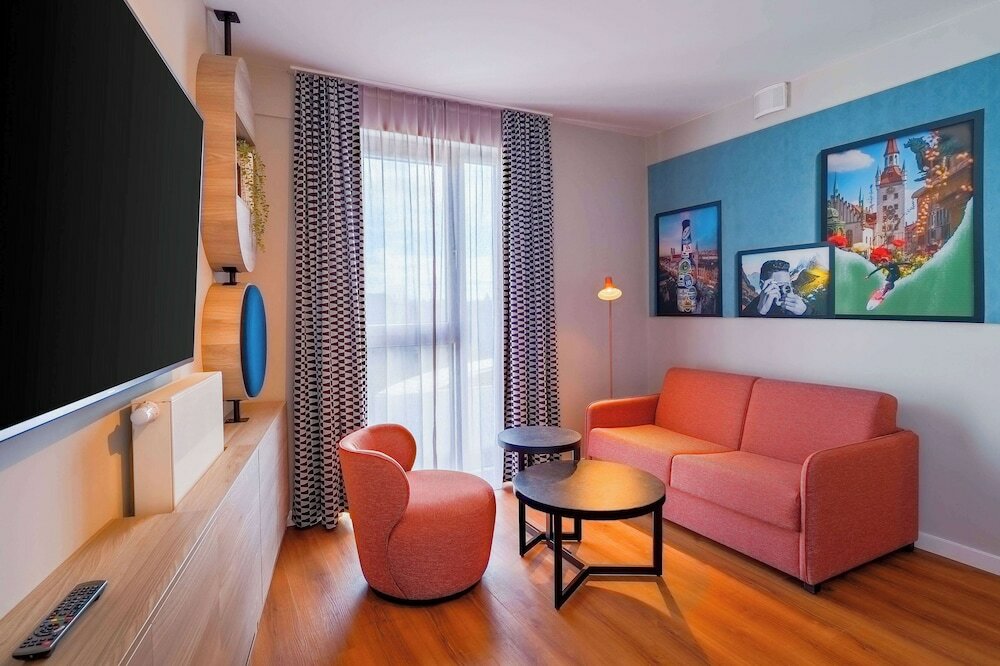 Фото Ramada Encore by Wyddham Munich Messe