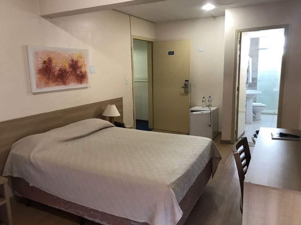 Фото Dan Inn Express Porto Alegre