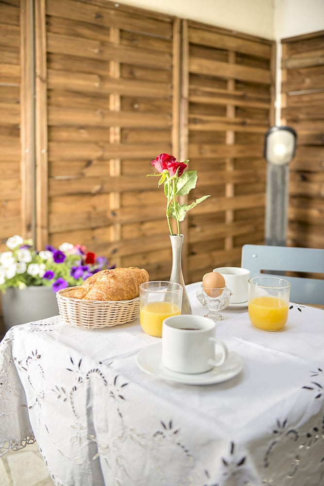 Фото Hôtel Pierre Nicole