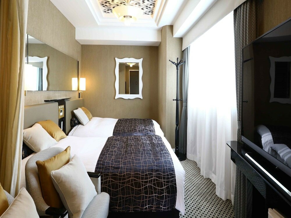 Фото Apa Hotel Iidabashi-Ekiminami