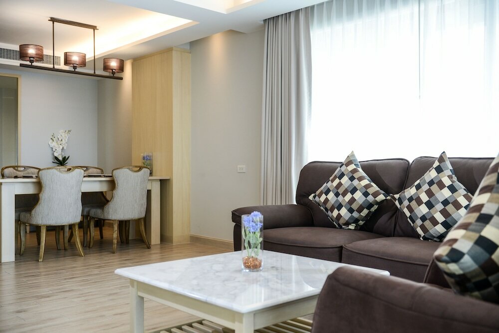 Фото Hisea Huahin Hotel