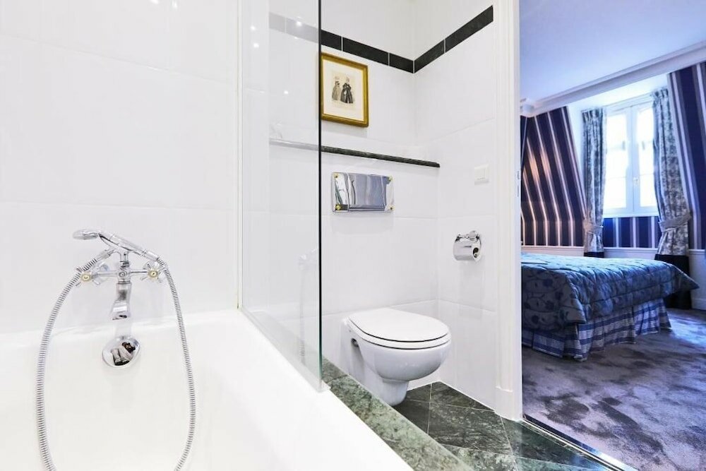 Фото Golden Tulip Washington Opera