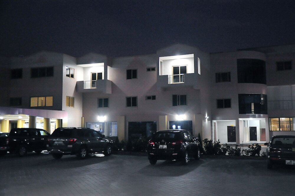 Фото Tomreik Hotel