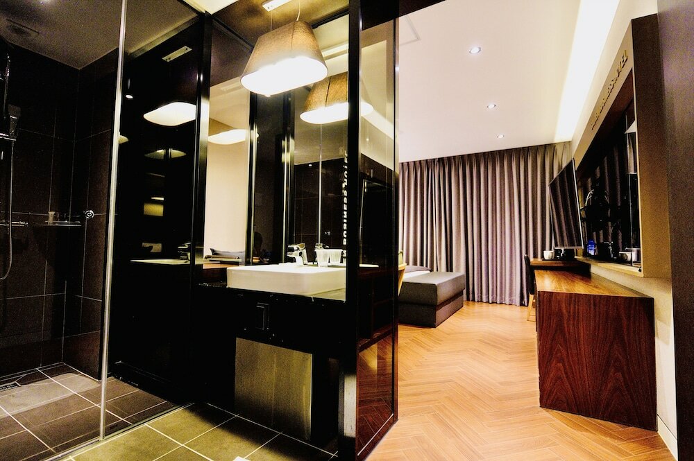 Фото Golden Business Hotel