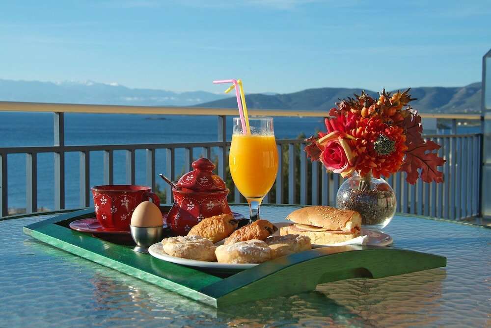 Фото Hotel Kalafati