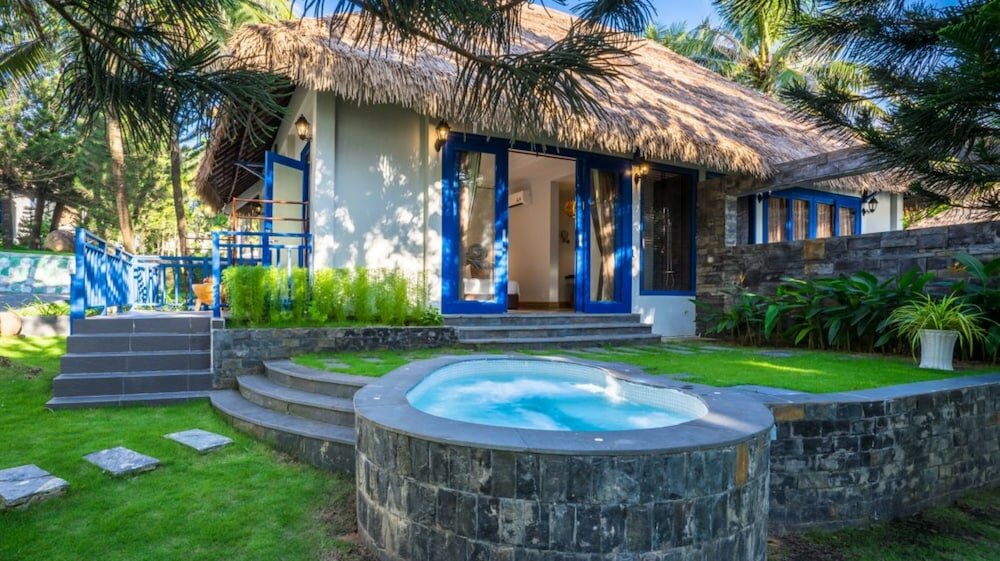 Фото L'Azure Resort and SPA