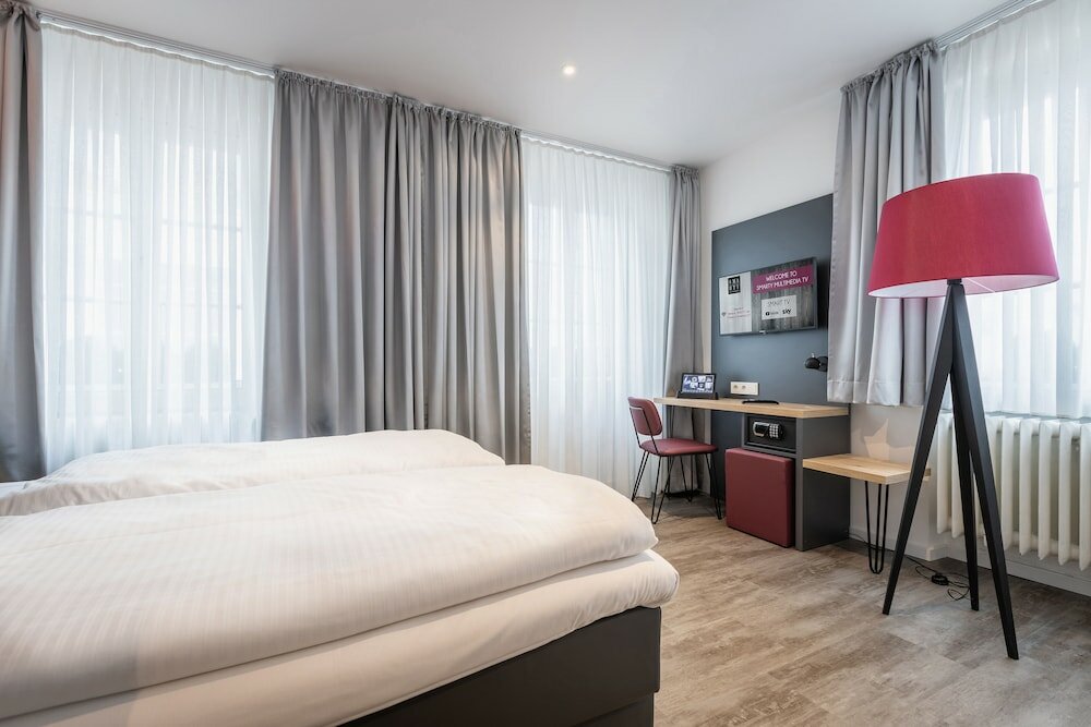 Фото отеля 3