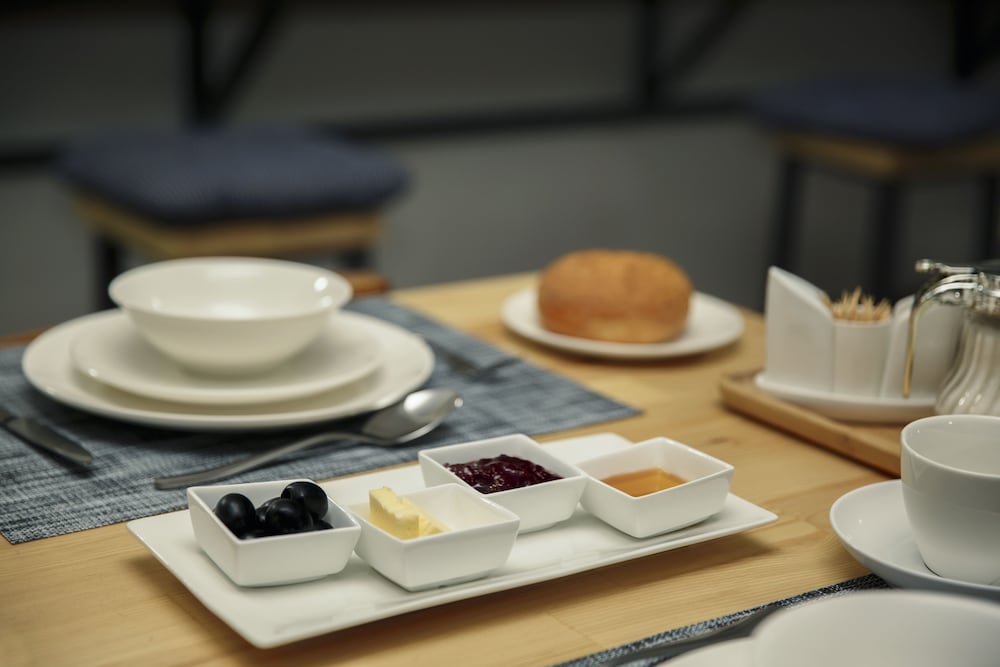 Фото Tea for Two Hotel