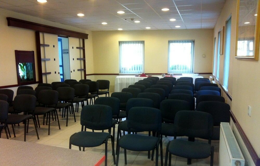 Фото Tisza Alfa Hotel