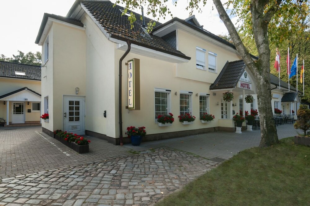 Фото Hotel Grüne Tanne